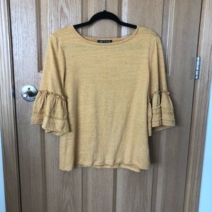 CABLE & GAUGE Mustard Short Sleeve Top